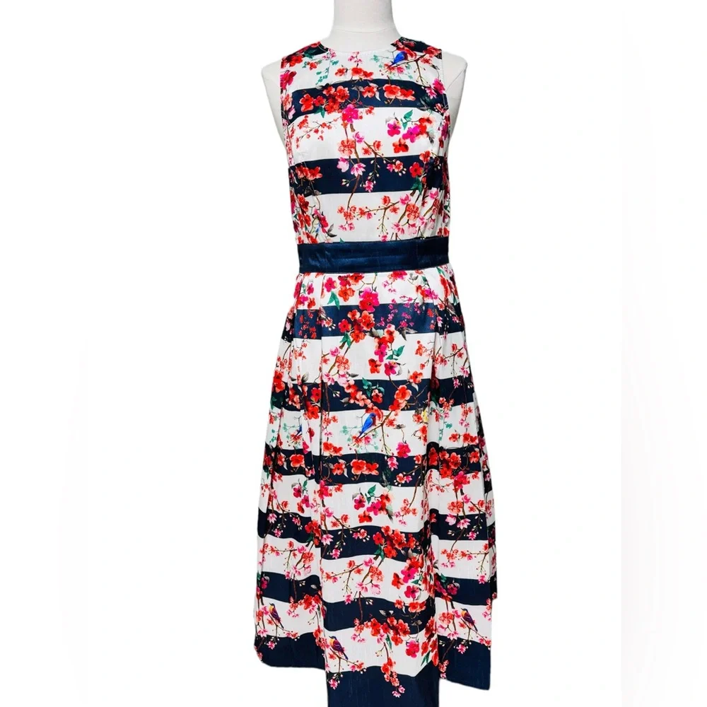 Eshakti Floral Stripe Print Georgette Maxi Dress Product size Small 6 - Picture 4 of 8